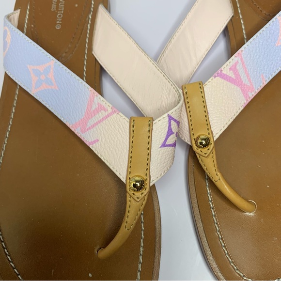 Louis Vuitton Sunny Flat Thong Sandals (Spring In The City) Size: 37 - Picture 7 of 7
